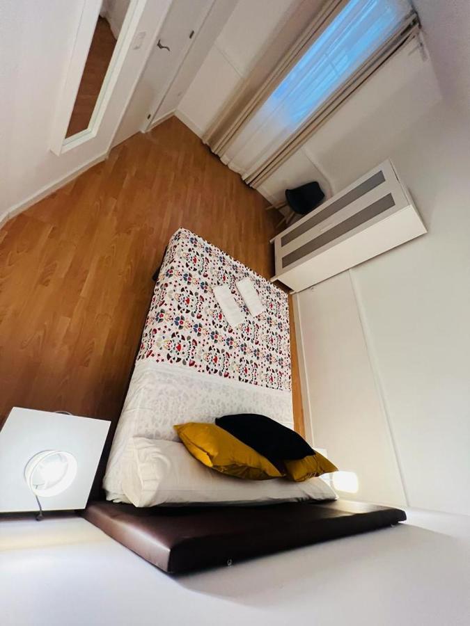 Estudios Ruda 4 มาดริด ภายนอก รูปภาพ